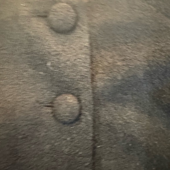 Kenar Black Wool Cape Jacket
Boucle cropped blazer - Picture 5 of 10